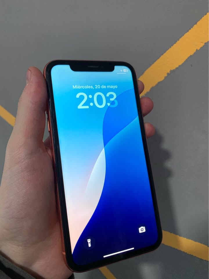 Liquido Iphone XR 64gb 85%🔋LIQUIDO $200mil