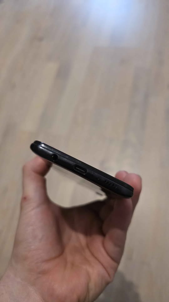 SAMSUNG GALAXY A30 LIBRE 32GB 3GB RAM ANDROID 10 EN BUENAS CONDICIONES