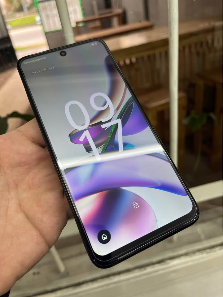 Vendo moto G13 muy buen estado