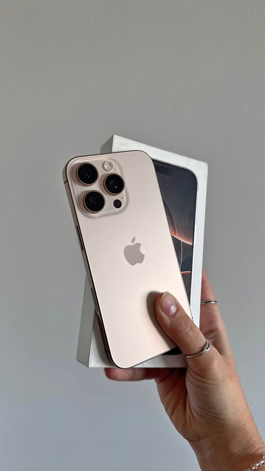 iPhone 16 Pro de 128gb – usado con 92% de batería original