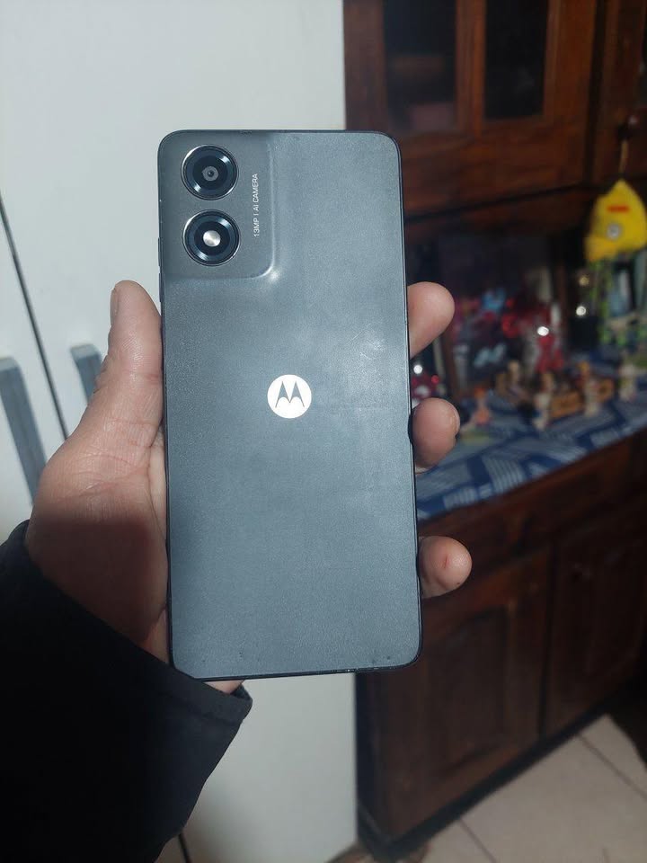 Samsun a05 nuevo libre de fabrica y motorola e14 ambos en buen estado