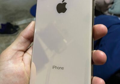 iPhone Xs Max gold