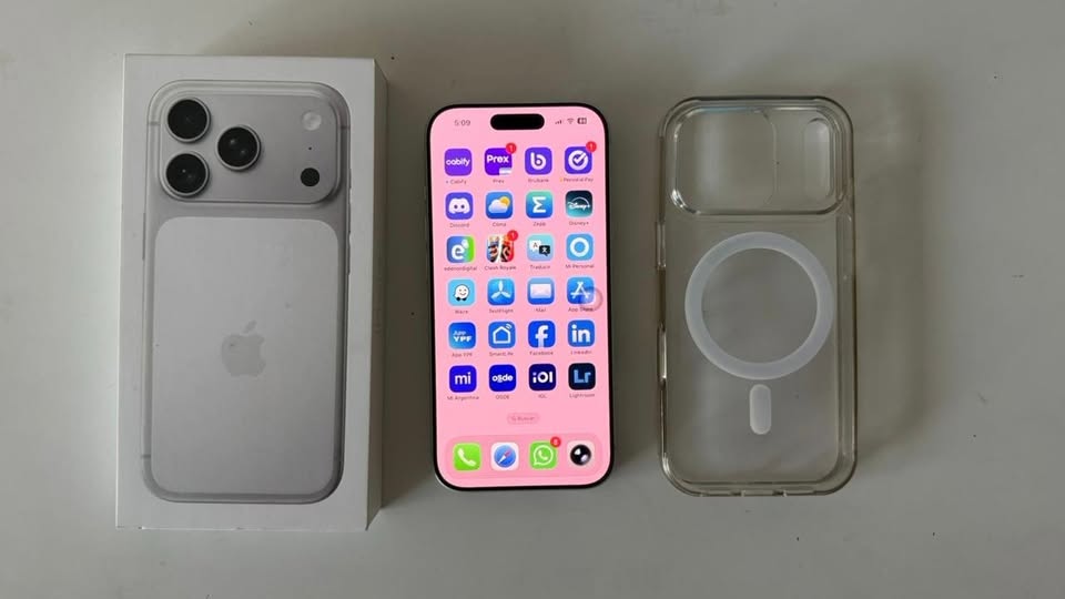 Iphone 17 Pro 256 GB Silver COMPLETO