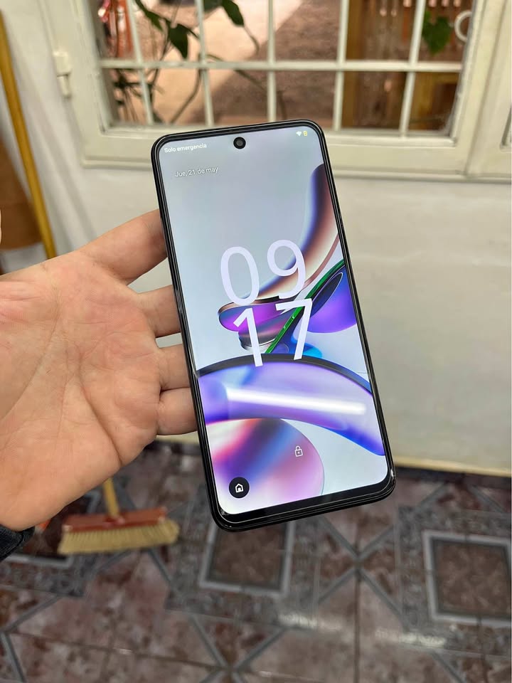 Vendo moto G13 muy buen estado