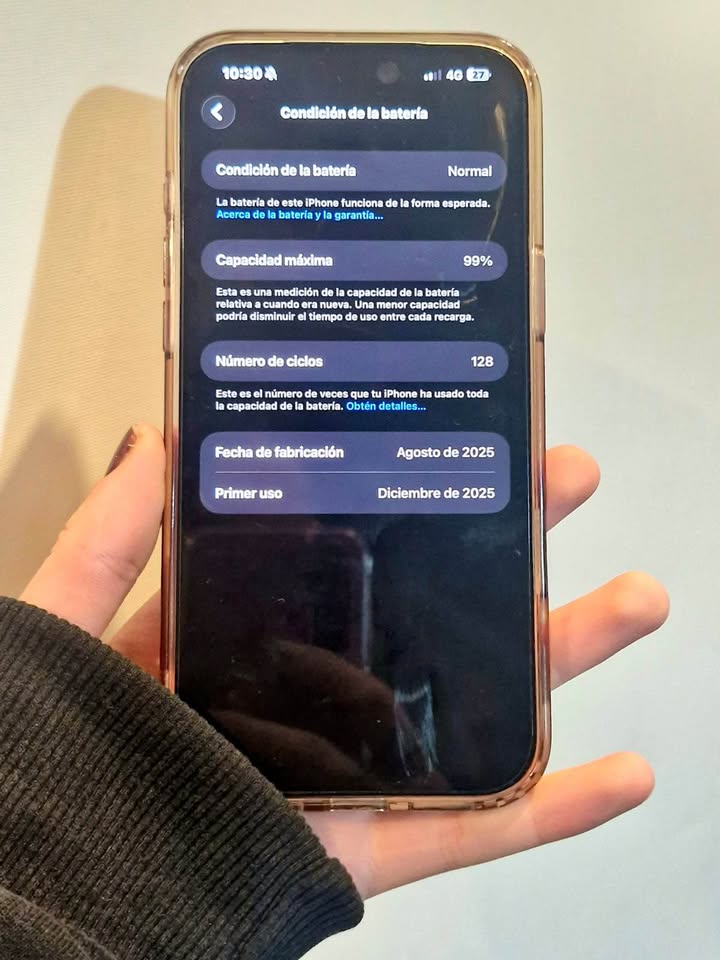 Vendo iPhone 17 pro Max 256GB . Acepto iPhone menor y diferencia.
