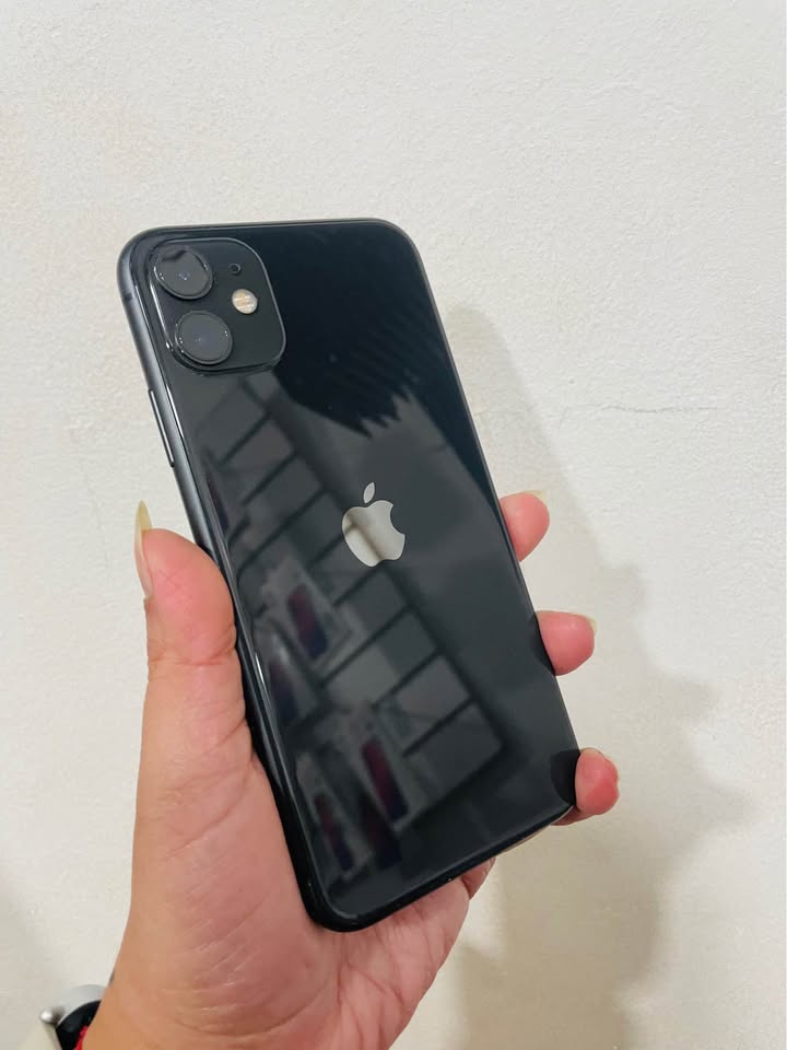iPhone 11 64 GB 🔋84% Libre a esim ✅