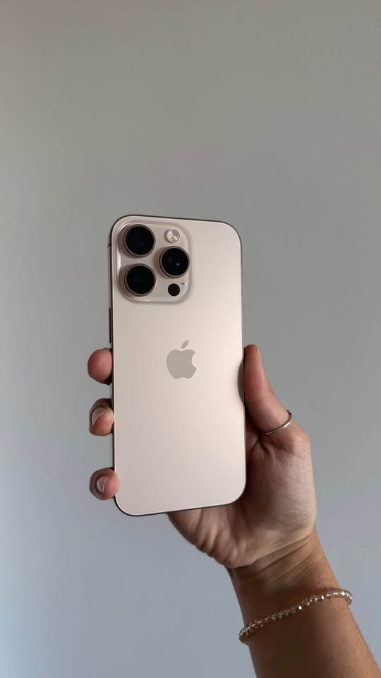 iPhone 16 Pro de 128gb – usado con 92% de batería original