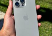 Vendo iPhone 15 pro Max 256gb 86% de batería