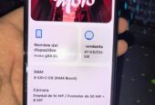 MOTO G84 ESIM LIBRE 256/8 RAM
