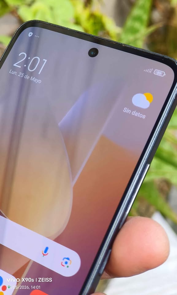 V o P “Xiaomi MI 12 lite” 8+8/256GB