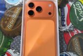 iPhone 17 Pro 256 completo en caja como nuevo, en garantía.