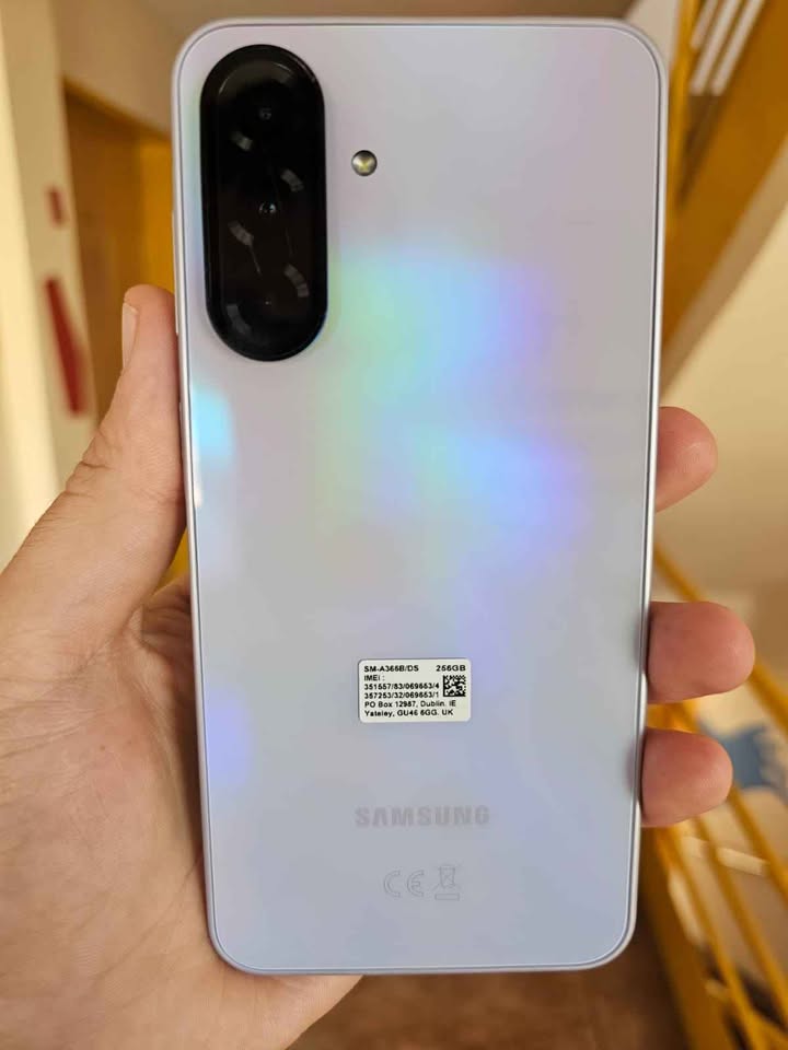 Samsung A36 5g 256Gb y 8 De Ram. Libre de fabrica. Excelente estado!