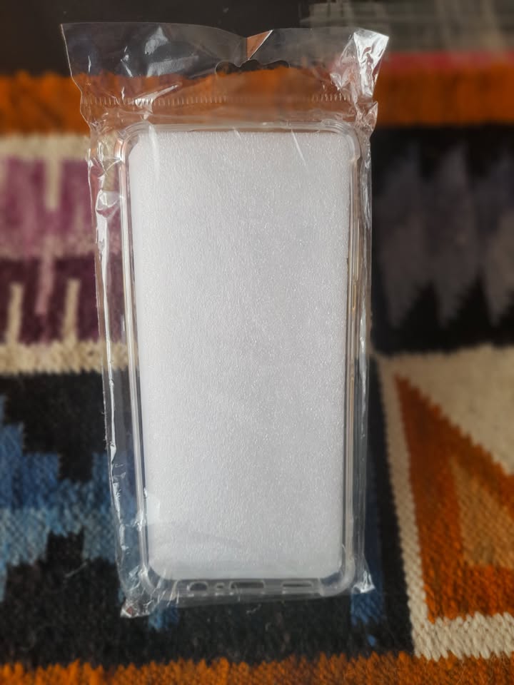 Funda Transparente Antishock p/ Samsung A06