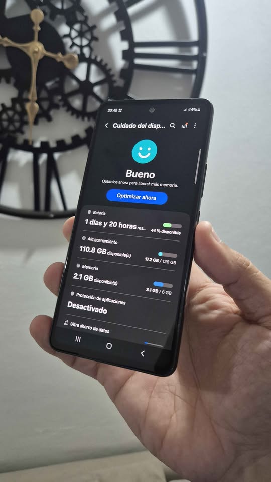 Vendo Samsung A53 libre 5G 128gb 6ram MINIMO DETALLE VIDRIO , NO PERMUTO