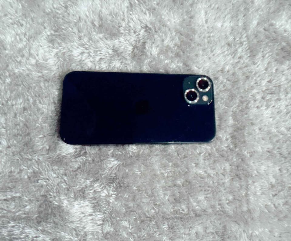 Vendo iPhone 13 en pesos