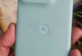 Liquido Moto G56 libre e-sim impecable