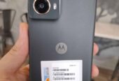 Moto G85 5G A ESIM 256Gb y 8 De Ram. Excelente estado sin detalles!!!