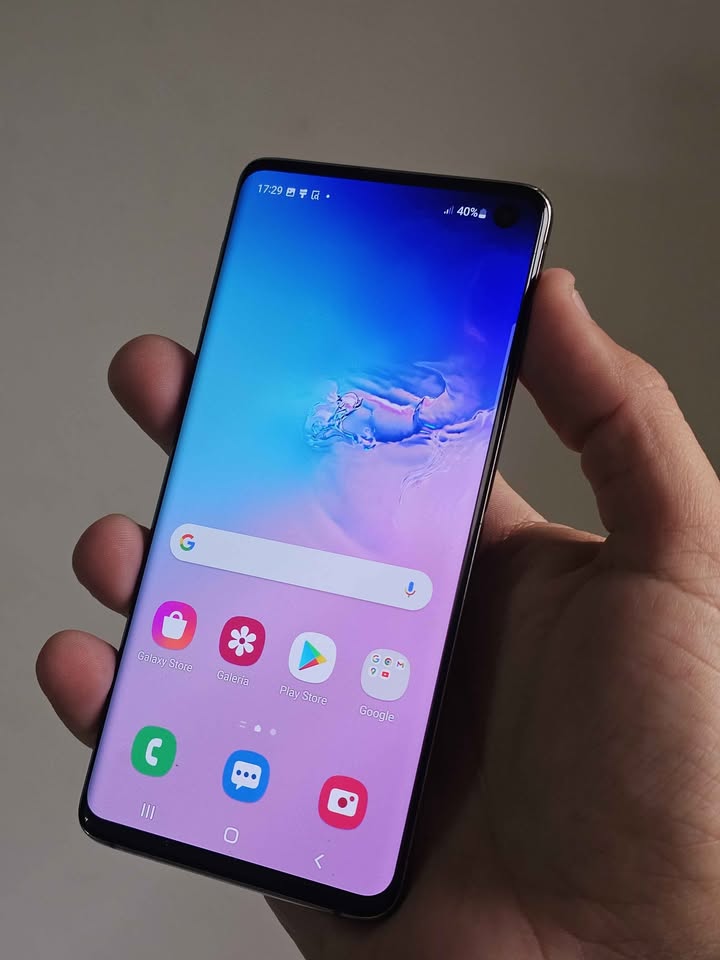 Vendo Samsung S10 libre 512gb 8ram ,IMPECABLE , NO PERMUTO