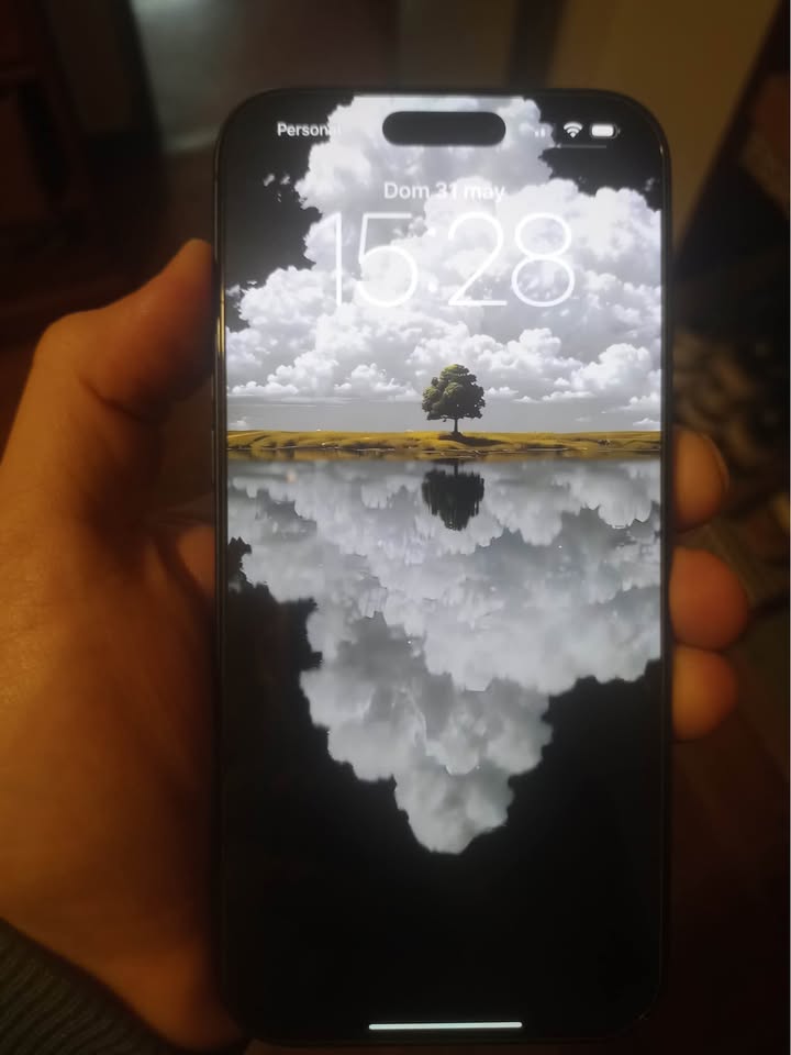 iPhone 17 Pro Max 256 completo en caja como nuevo, en garantía.