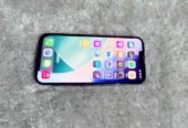 Vendo iPhone 13 en pesos