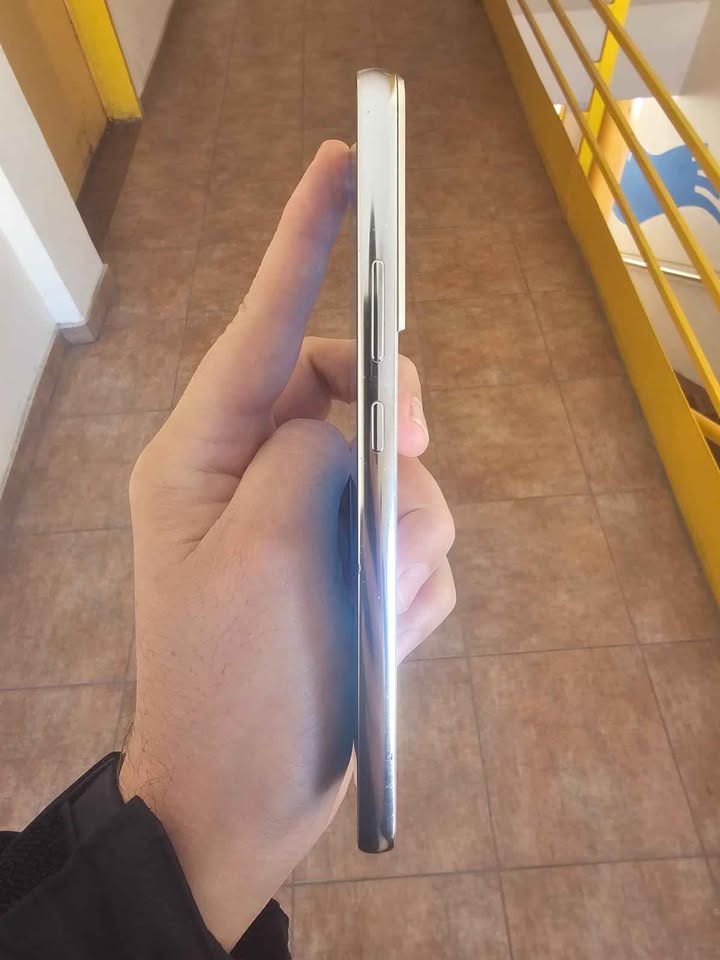 Samsung S22 A ESIM 128Gb y 8 De Ram. Excelente estado sin detalles!