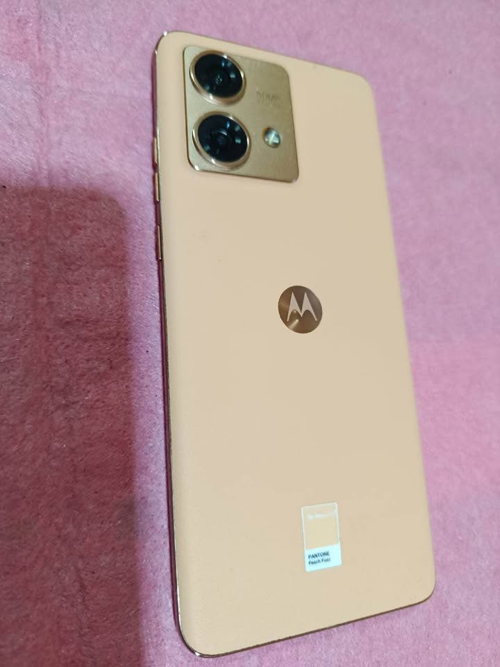 Moto edge 40 neo 256 GB Libre a esim ✅