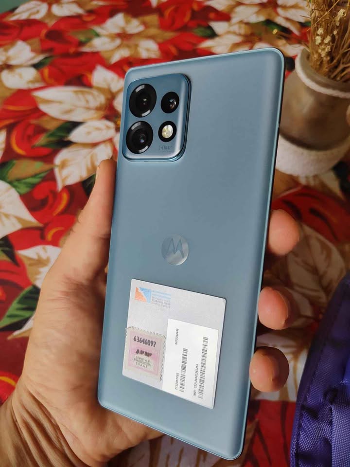 Motorola Edge 40 Pro libre de fabrica, impecable como Nuevo!