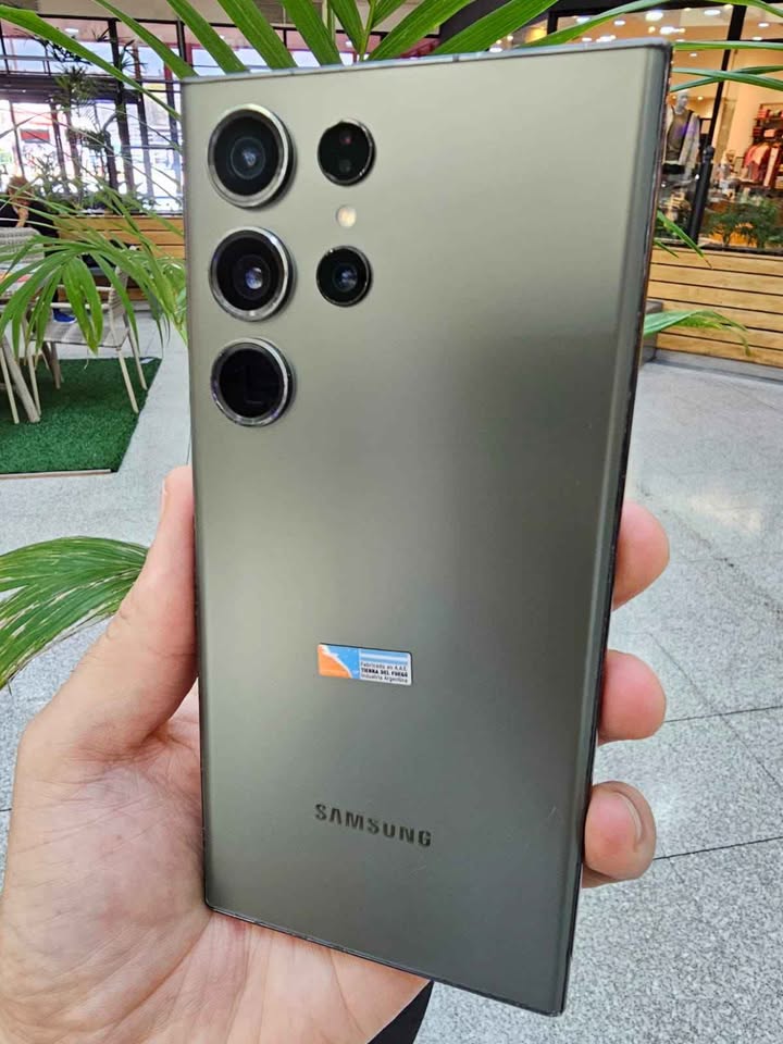 Samsung S23 Ultra A ESIM 512 Gb y 12 De Ram. Impecable como Nuevo!!!