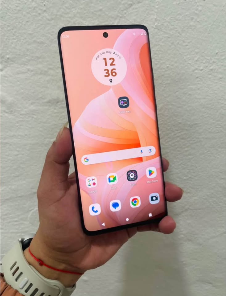 Moto edge 40 neo 255 GB Libre a esim ✅