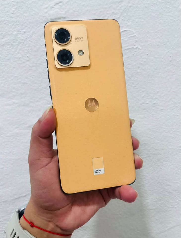 Moto edge 40 neo 255 GB Libre a esim ✅