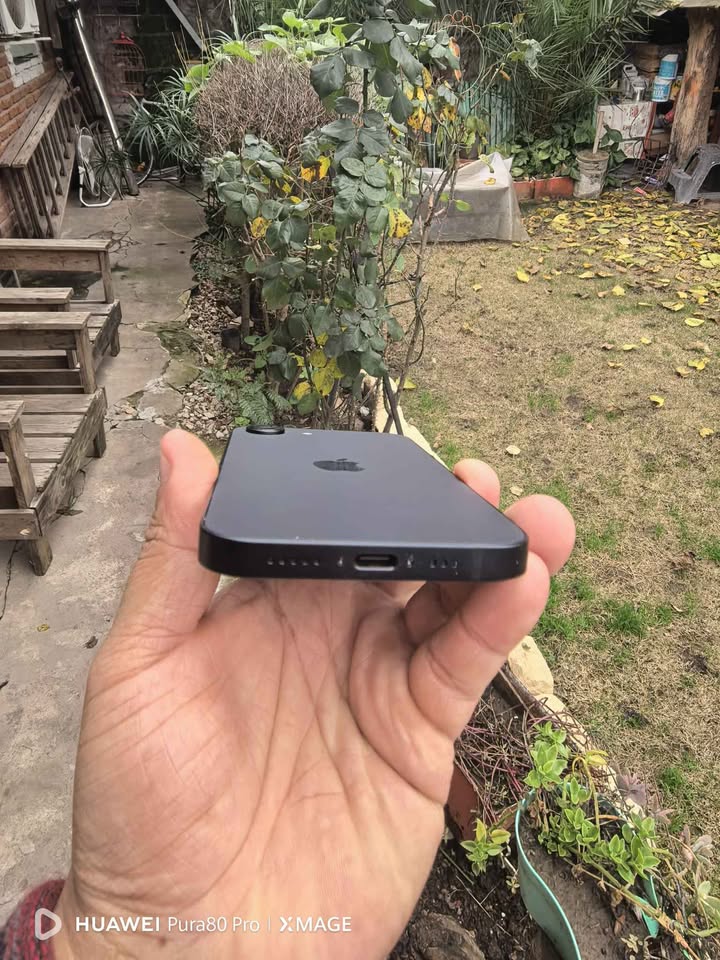 iPhone 17e