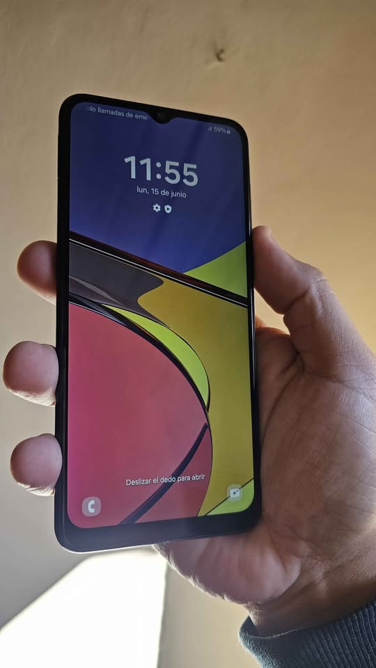 Vendo Samsung A04 libre 128gb 4ram huella , IMPECABLE , NO PERMUTO