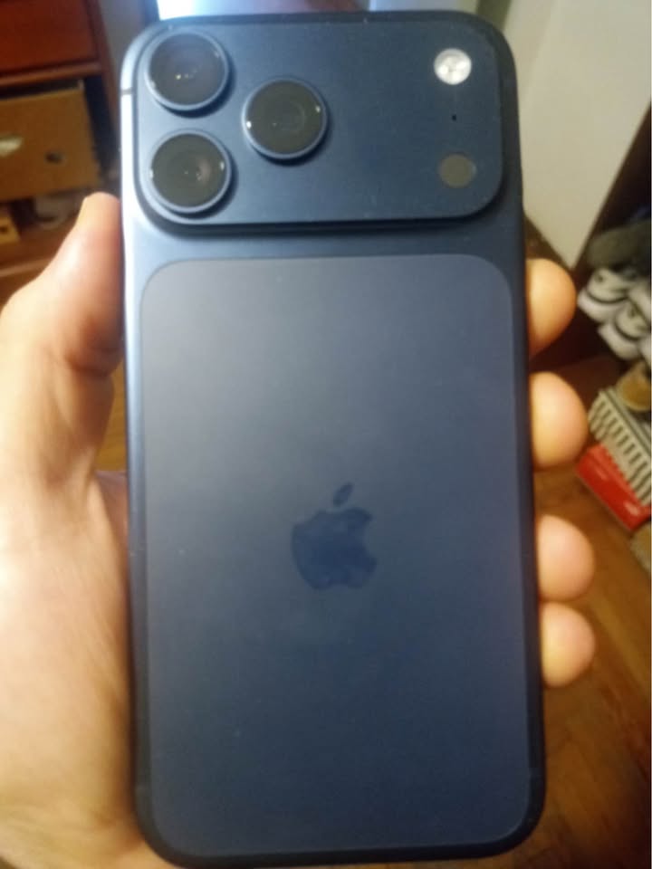 iPhone 17 Pro Max 256 completo en caja como nuevo, en garantía
