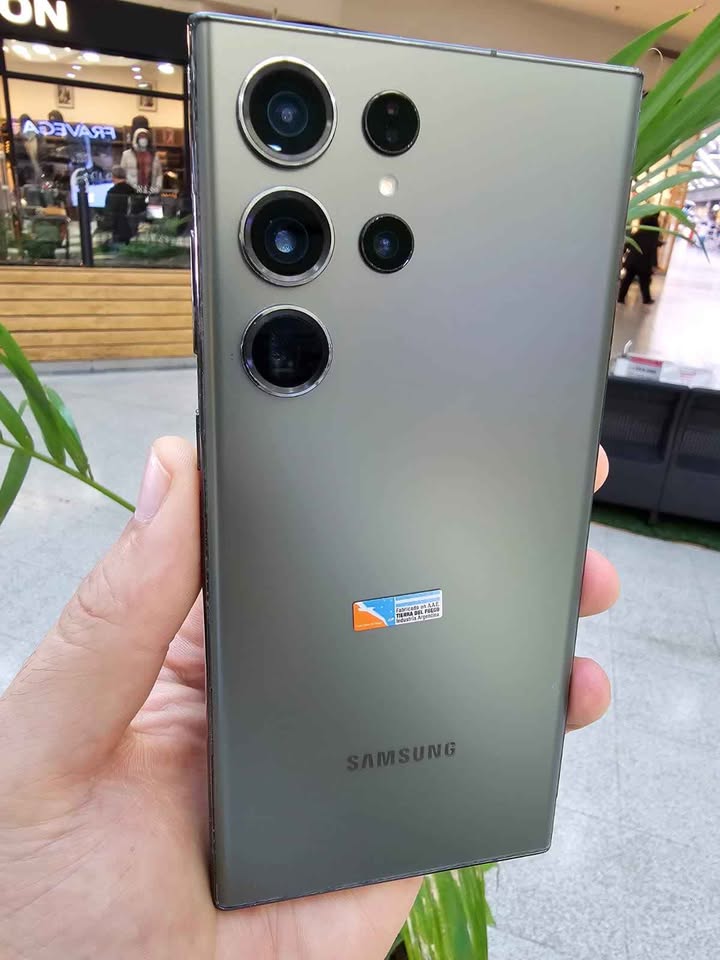 Samsung S23 Ultra A ESIM 512 Gb y 12 De Ram. Impecable como Nuevo!!!
