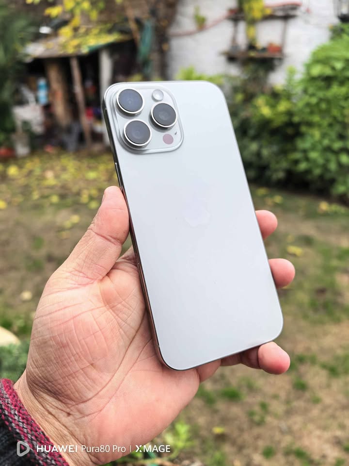 iPhone 16 Pro Max