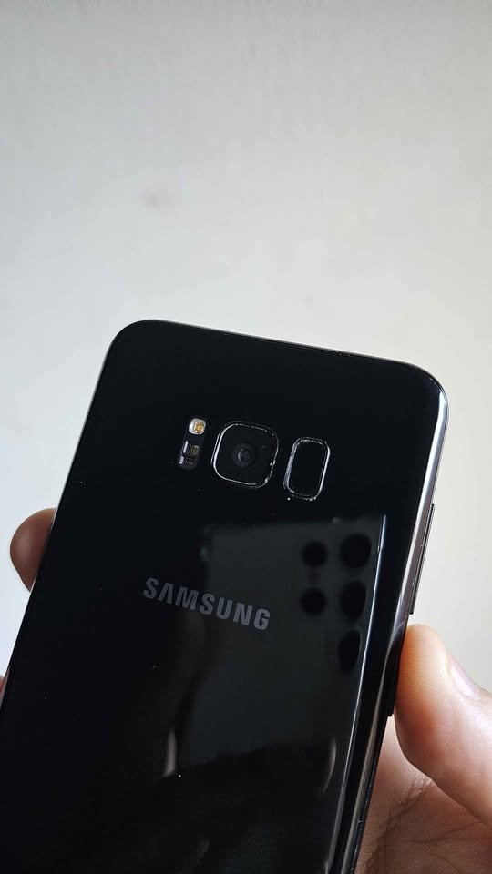 Vendo Samsung S8 PLUS LIBRE 64GB 4RAM HUELLA FACIAL NFC , IMPECABLE , NO PERMUTO