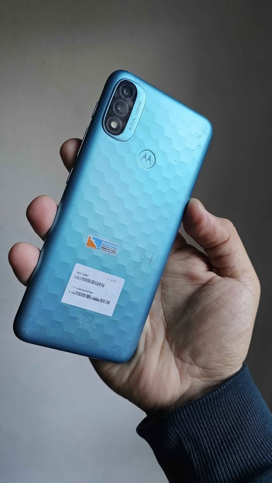 Vendo Motorola E20 libre 32gb , IMPECABLE , NO PERMUTO