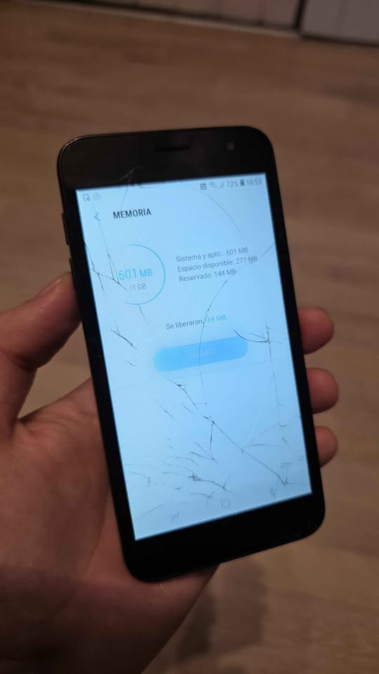 SAMSUNG GALAXY J2 CORE LIBRE 16GB ANDROID 8 GO ASTILLADO