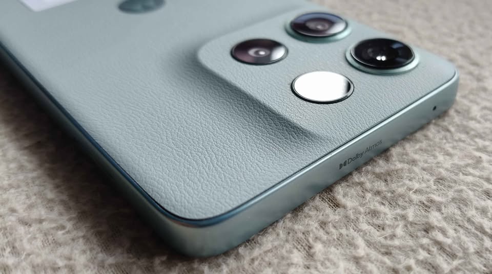 Moto G56 libre impecable con funda y cargador