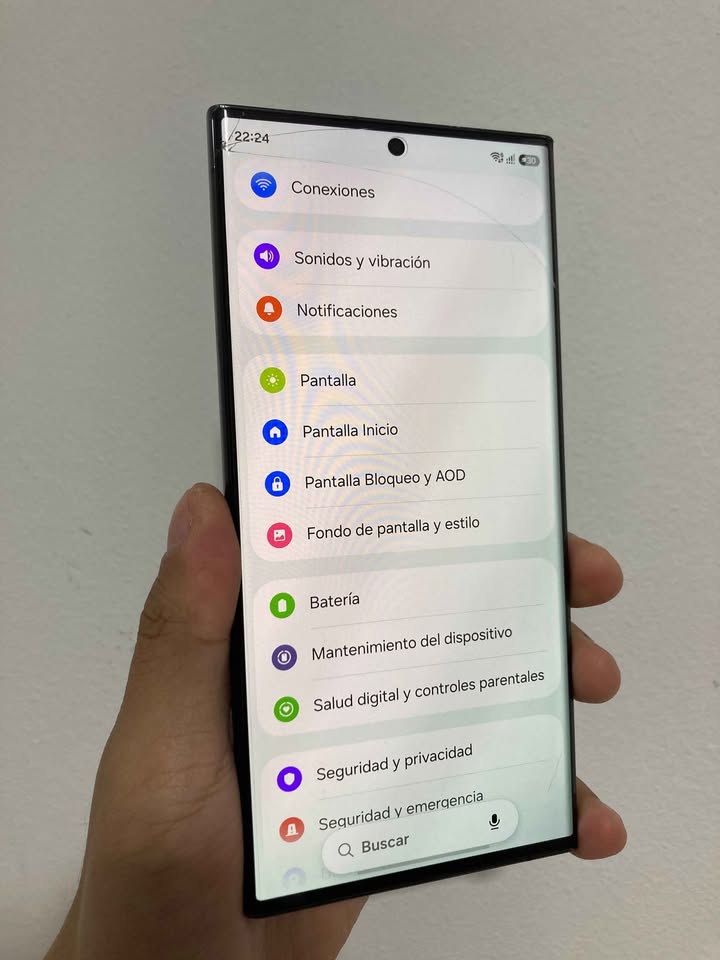 Samsung Galaxy S23 Ultra Libre de Fabrica con Detalle NO PERMUTO