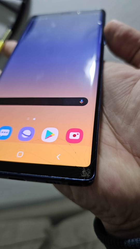 Vendo Samsung Note 9 libre 128gb 6ram nfc , MINIMO DETALLE VIDRIO , NO PERMUTO
