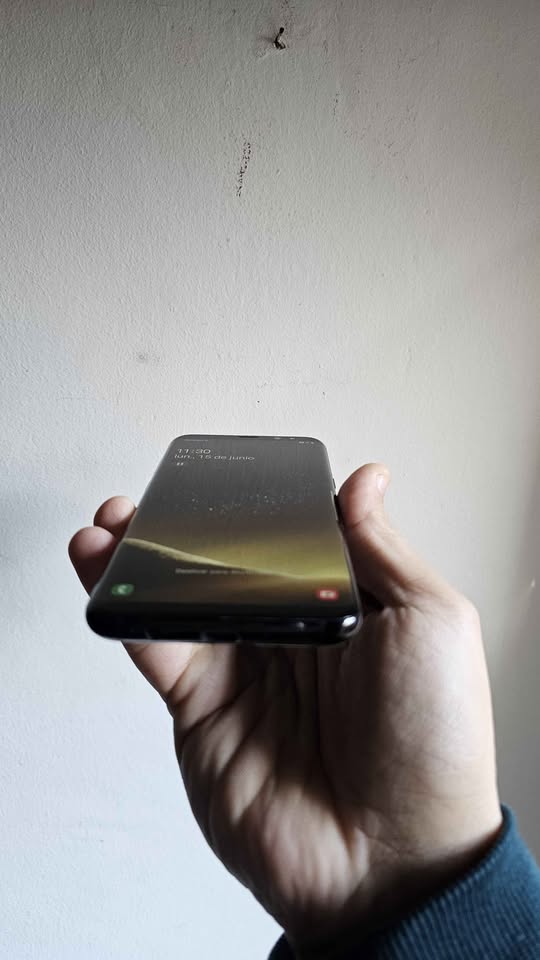 Vendo Samsung S8 PLUS LIBRE 64GB 4RAM HUELLA FACIAL NFC , IMPECABLE , NO PERMUTO