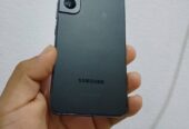 Se va el s22 funciona con Esim (Chip virtual) Impecable