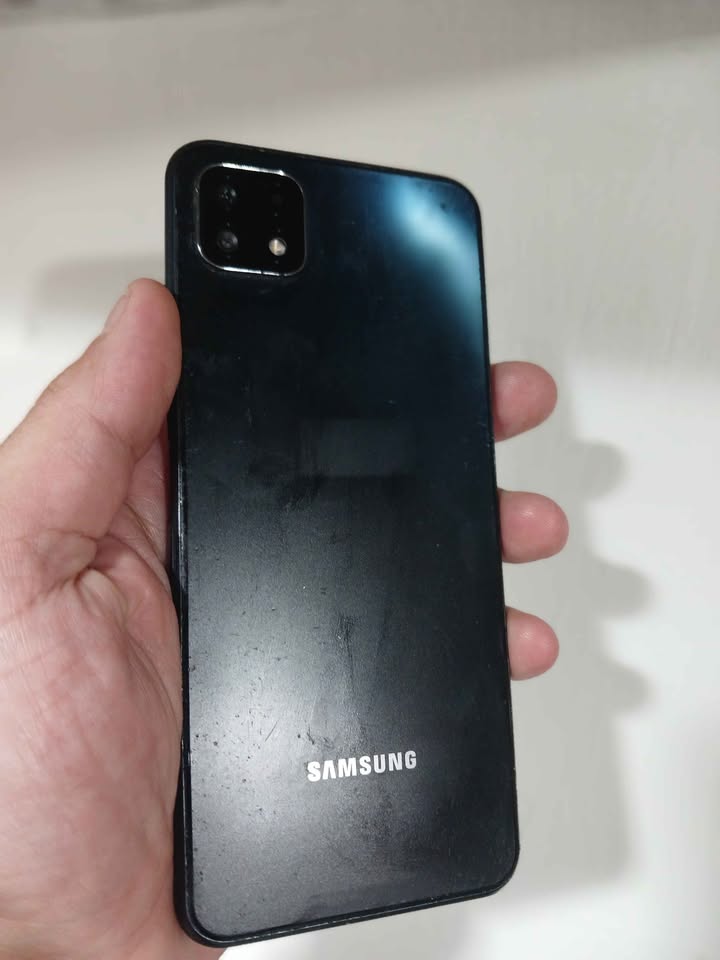 Samsung a22 5g 📱 128 GB de almacenamiento 👌 Libre soy de paternal