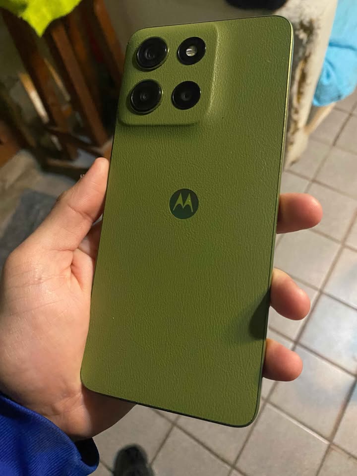 Vendo Motorola g15 en caja libre sin detalles !