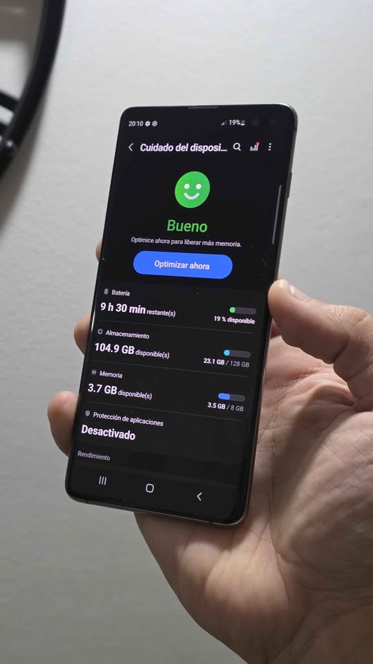 Vendo Samsung S10 PLUS libre 128gb 8ram , MINIMO DETALLE VIDRIO , NO PERMUTO