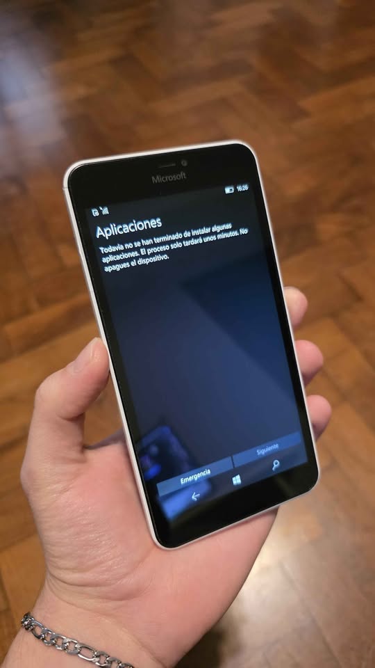 NOKIA LUMIA 640 XL LIBRE 8GB SOLO PARA LLAMADAS Y SMS