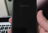 Vendo Samsung S10 libre 128gb 8ram , IMPECABLE , NO PERMUTO