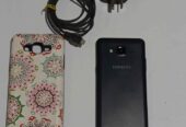 Samsung J2 memoria 16GB con wsp cargador original y funda impecable $60000 retira x Villa Ballester