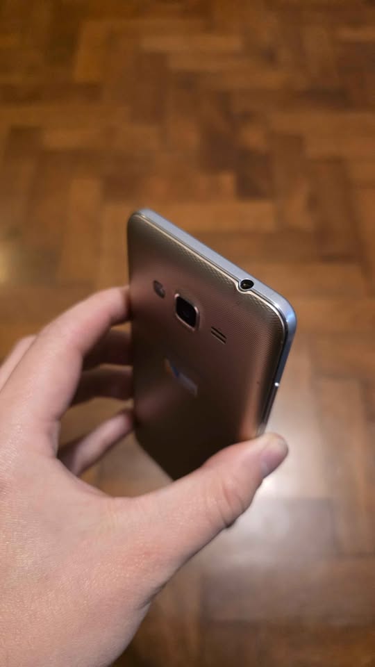SAMSUNG GALAXY J2 PRIME LIBRE 16GB ANDROID 6 EN EXCELENTE ESTADO.